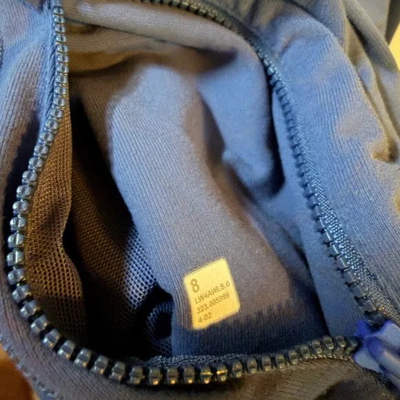 lululemon athletica Women’s Navy Jacket - Picture 3 of 3